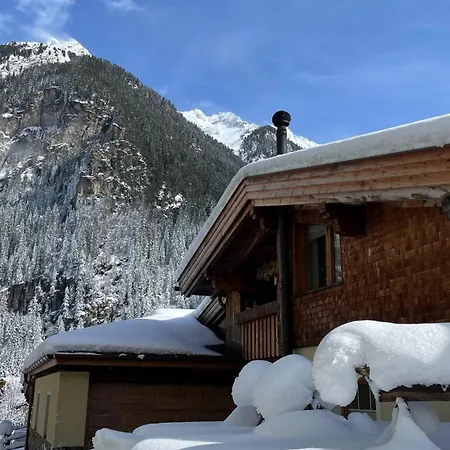 Zillertal Residenz 公寓 *